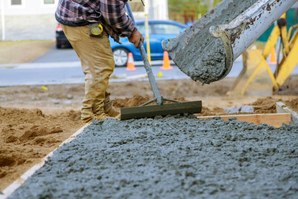 Best Concrete Sidewalk Installation in Bayou Blue, LA
